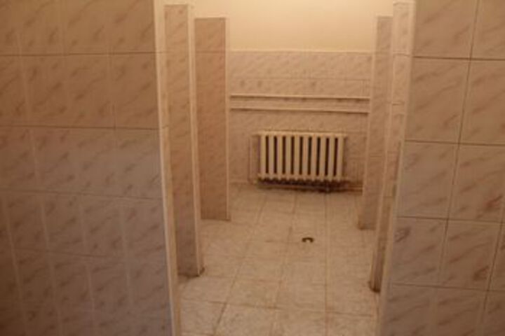 Room 9 of 36
