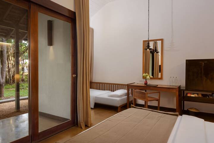 Room 14 of 52