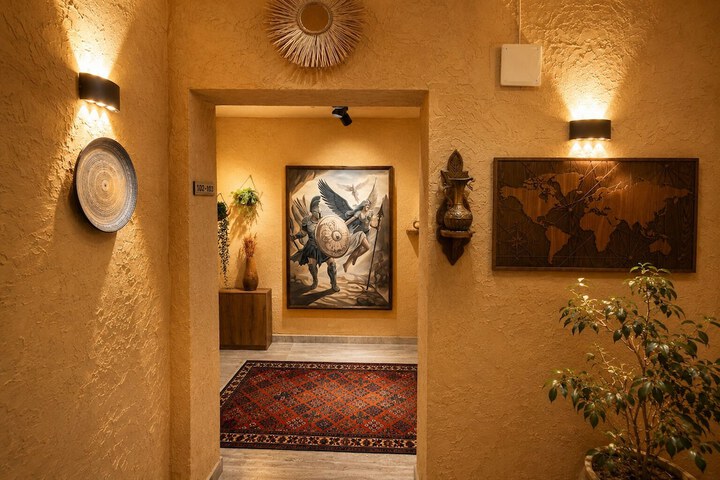 Hotel 6 of 244