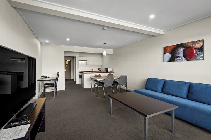 Room 12 of 49