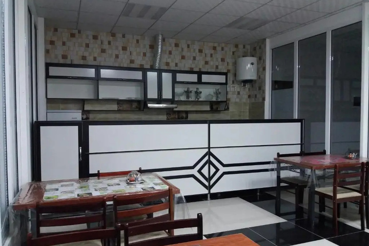 Room 7 of 15