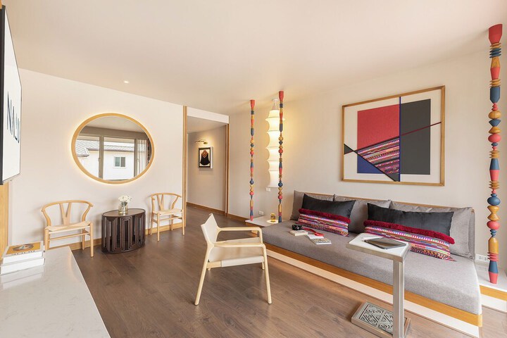 Room 16 of 21