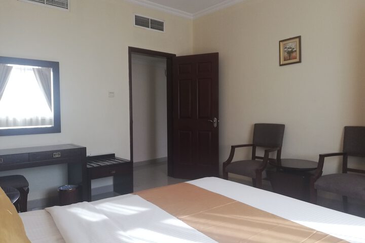 Room 35 of 61