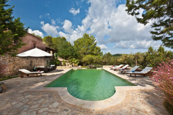 Pool 2 of 22