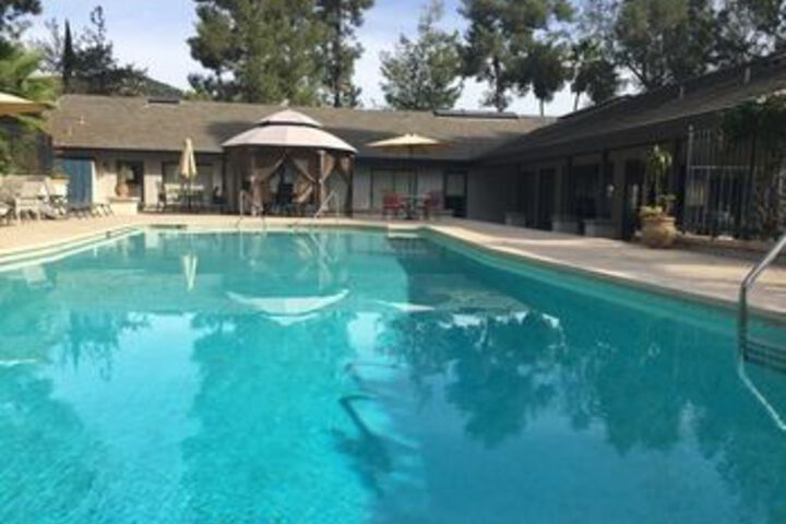 Pool 95 of 130