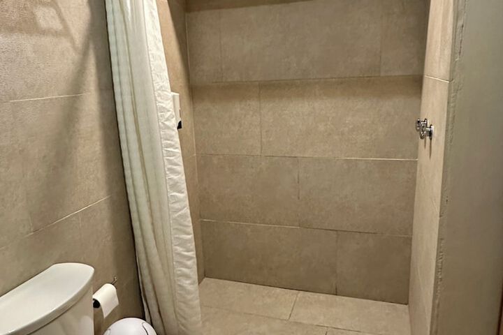 Room 41 of 57