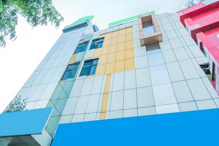 Western Suites Hotel / Spa