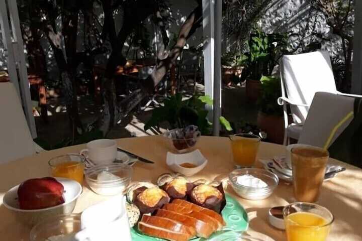 Breakfast/Coffee Service 68 of 91