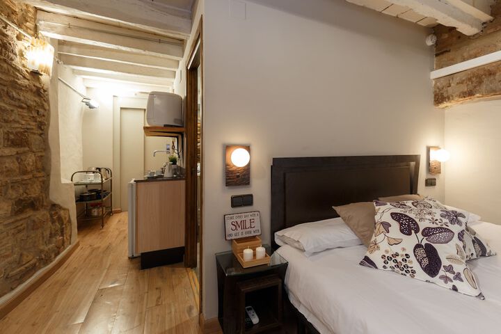 Room 16 of 50