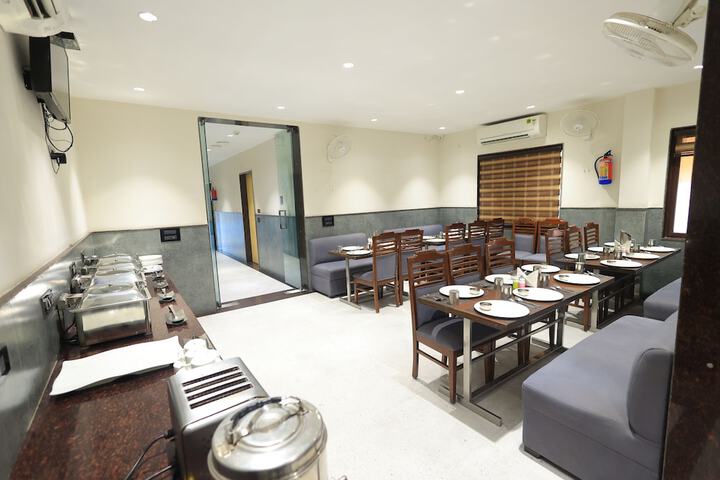 Dining 102 of 136