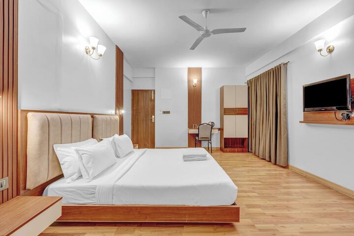 Room 10 of 27