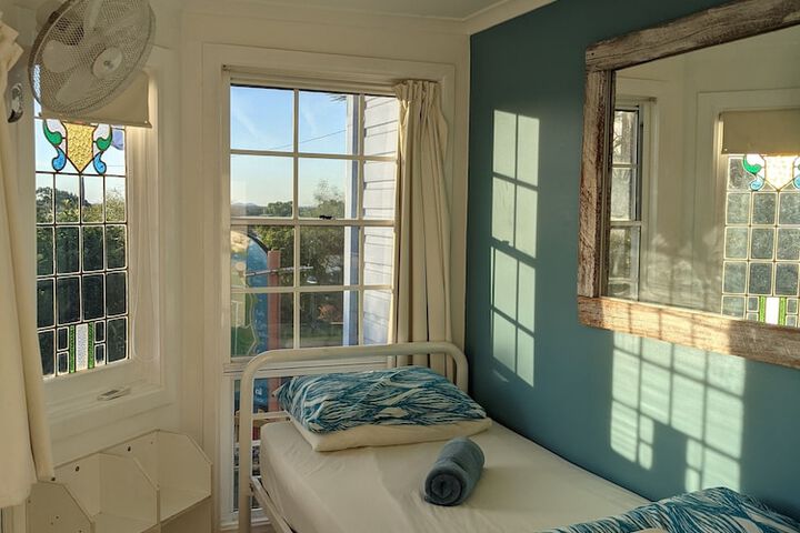 Room 5 of 44