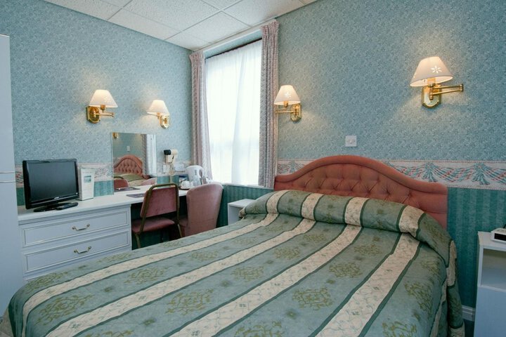 Room 15 of 44