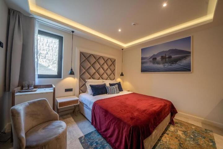 Room 14 of 44