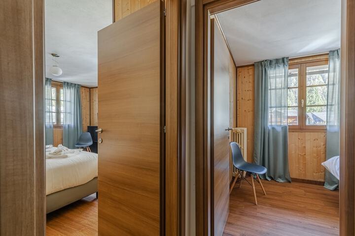 Room 34 of 71