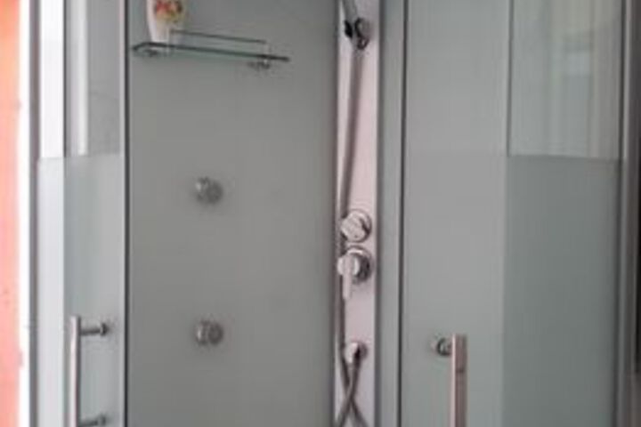 Room 3 of 36