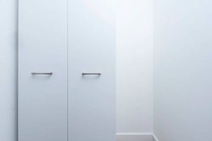 Room 17 of 26