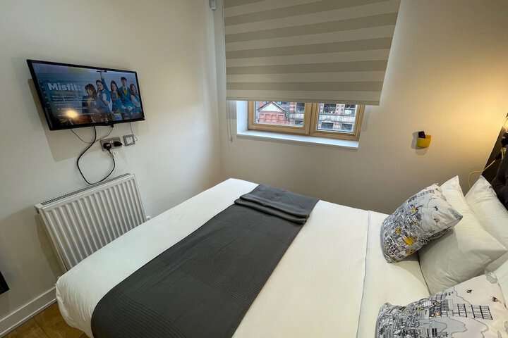 Room 63 of 296