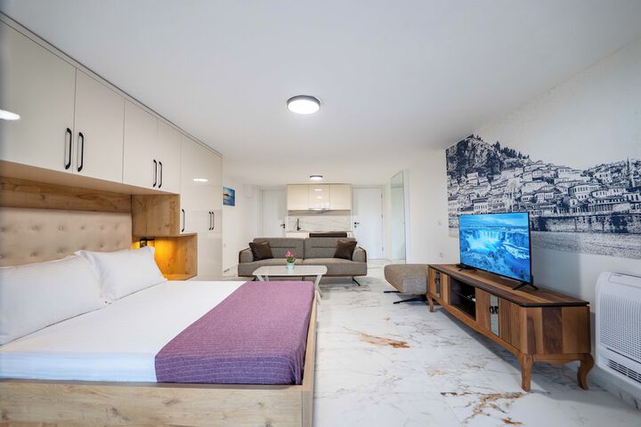 Room 65 of 175