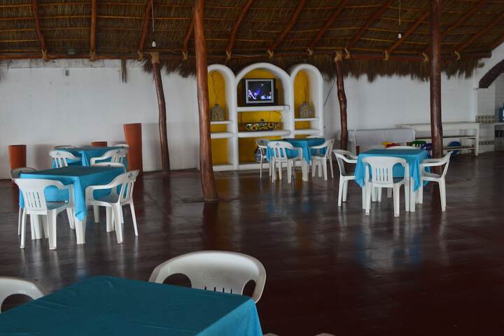 Dining Photos