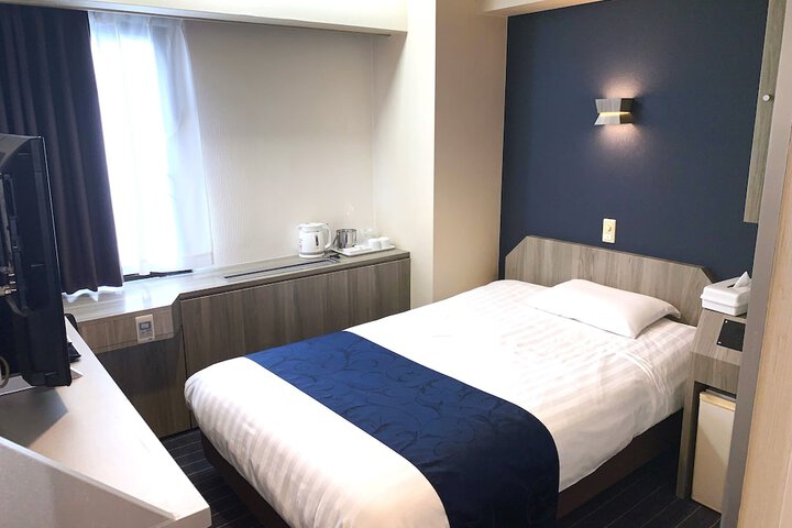 Room 17 of 87