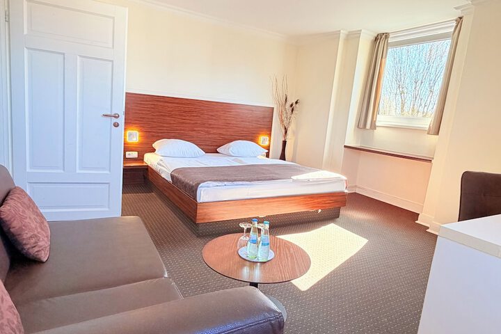 Room 14 of 49