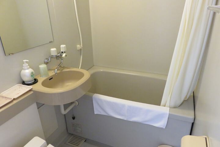 Room 53 of 131