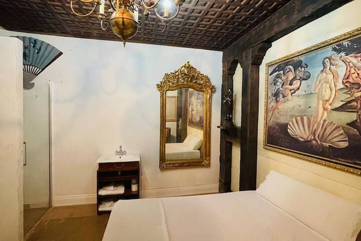 Room 45 of 90