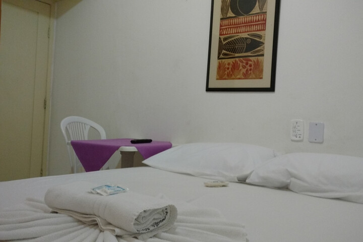 Room 5 of 43