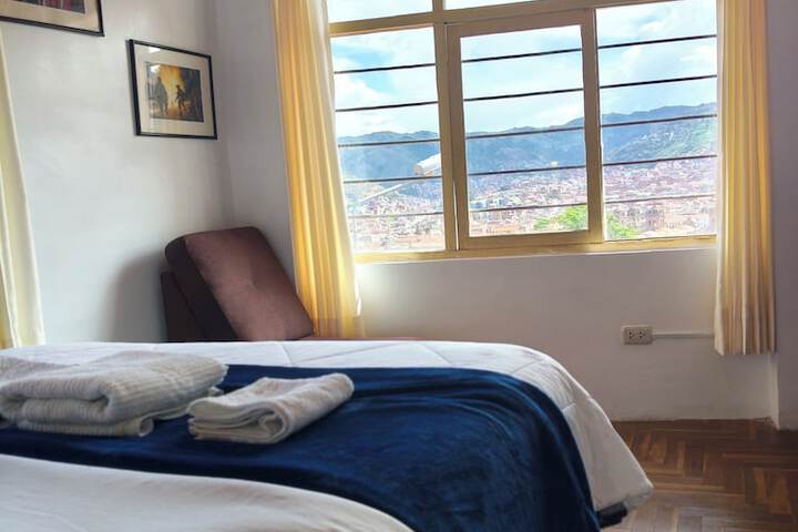 Room 10 of 17