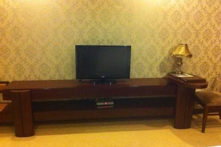 Room 20 of 34