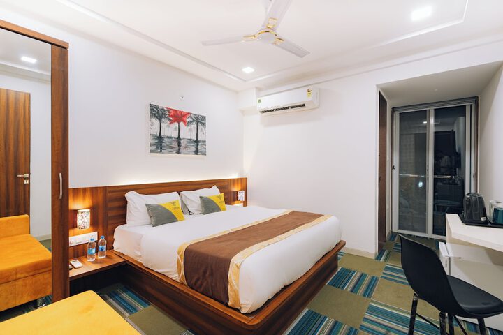 Room 42 of 90