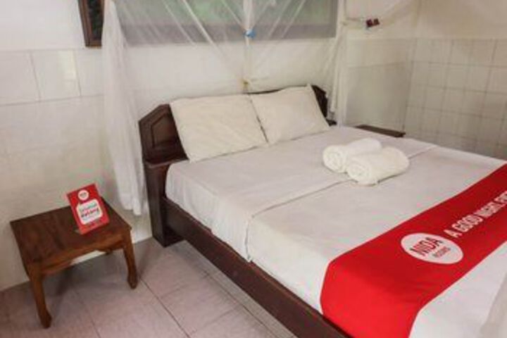 Room 34 of 42