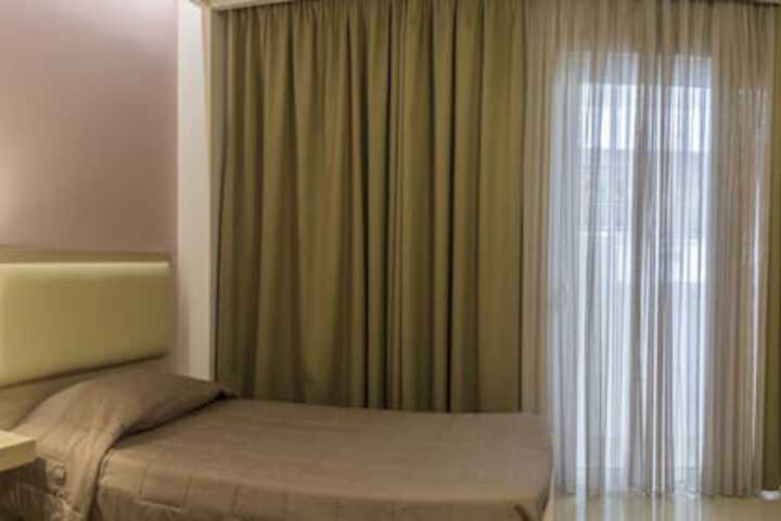 Room 39 of 97