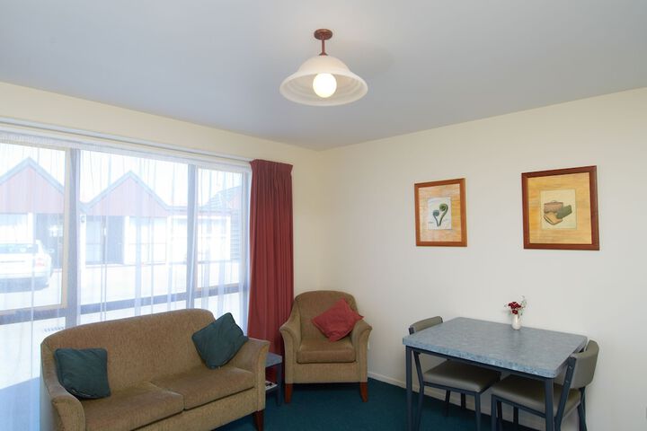 Room 19 of 32