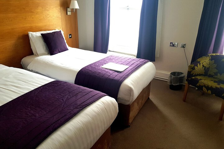 Room 26 of 116