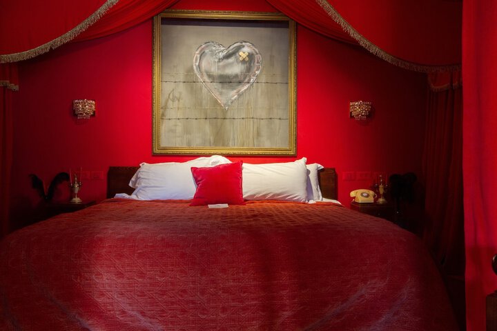 Room 38 of 60