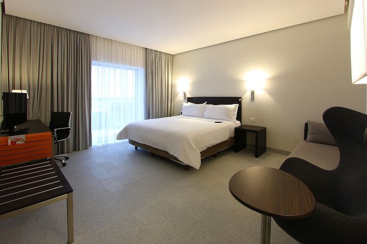 Room 17 of 78