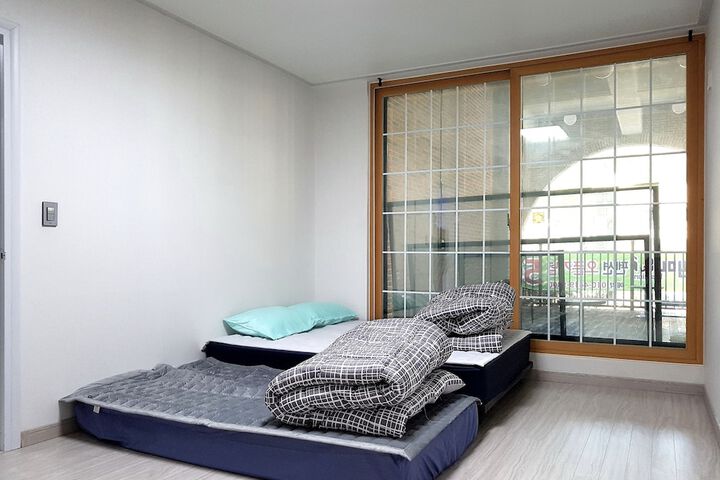 Room 20 of 150