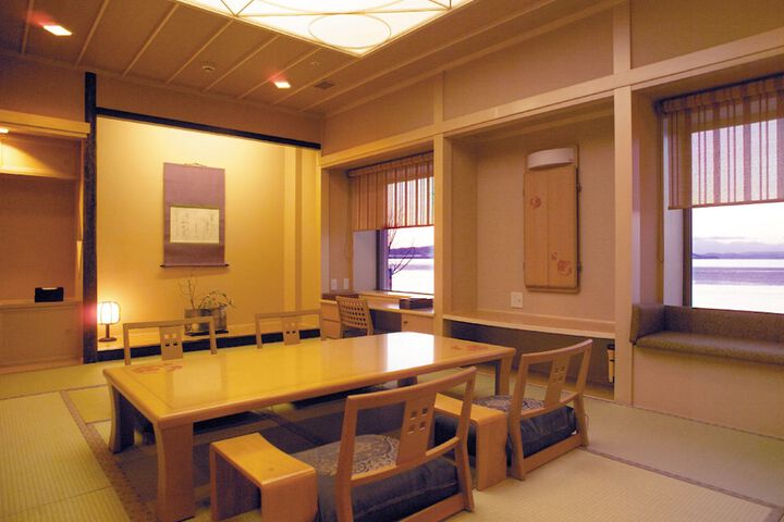 Room 9 of 117