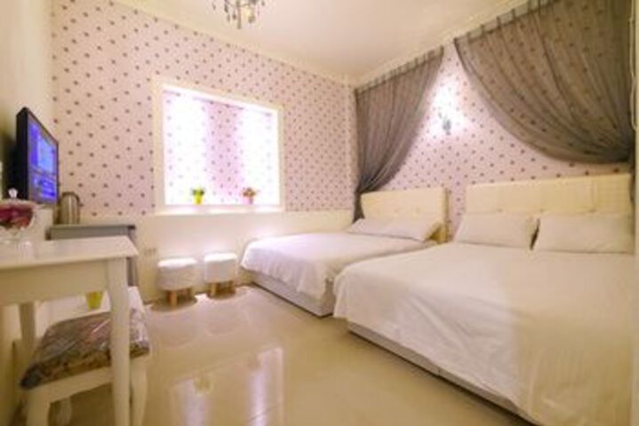 Room 49 of 118