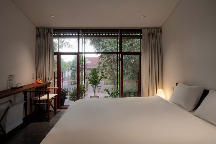 Room 20 of 53