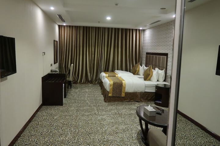 Room 26 of 61