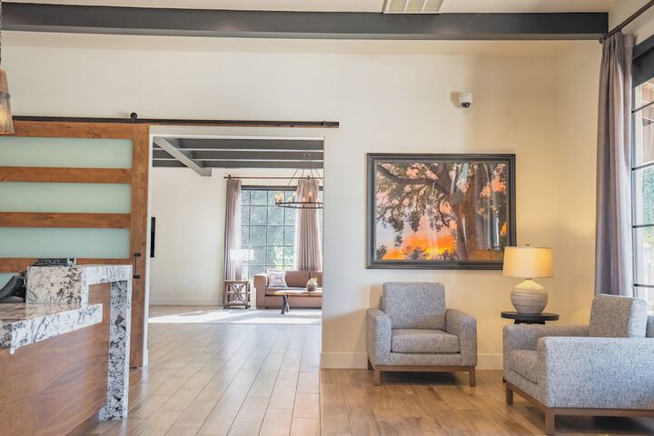 Guest Lobby