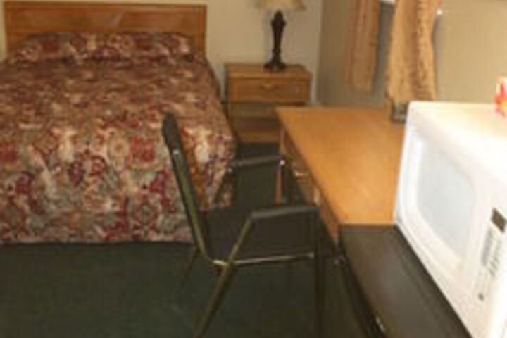 Room 8 of 35