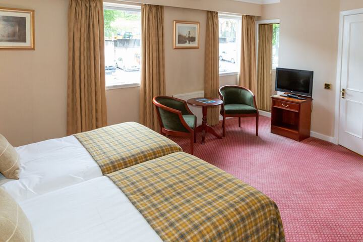 Room 45 of 116
