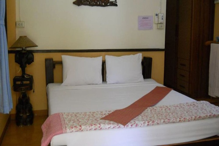Room 12 of 47