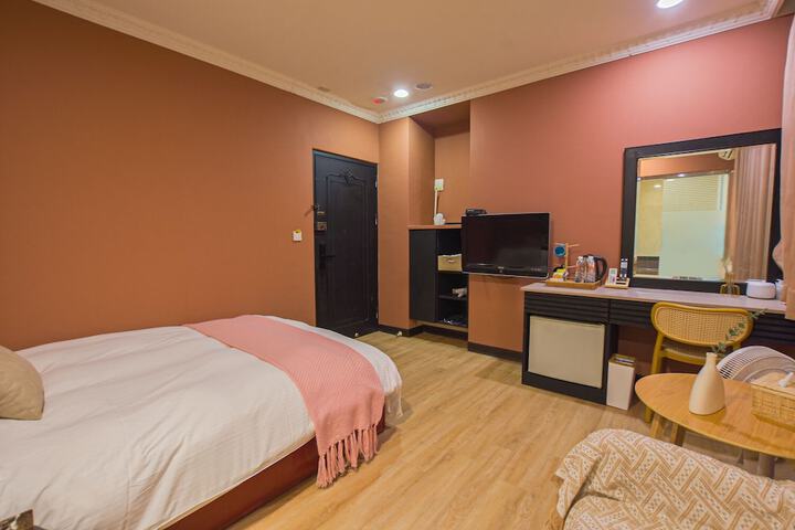Room 18 of 56