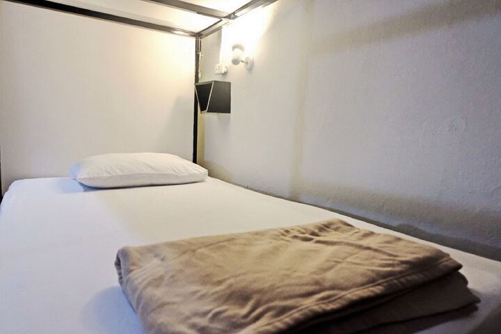 Room 14 of 35