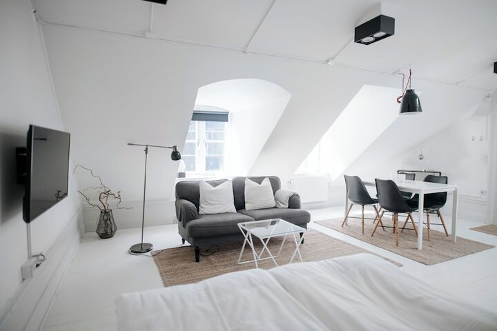 Room 69 of 108